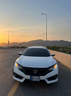 Honda Civic Oriel 1.8 i-VTEC CVT 2017
