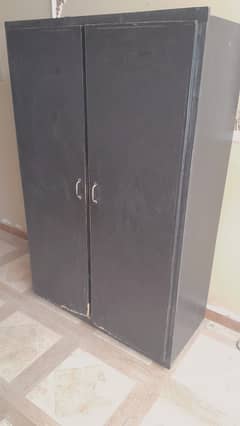 Cupboard / Wardrobe Almari for sale