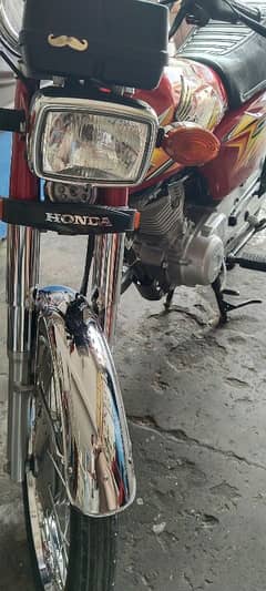 Honda 125 2k21