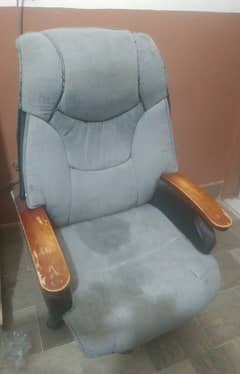 office Boss Chair for Sale at low Price