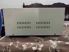 UPS Pure Cine Wave