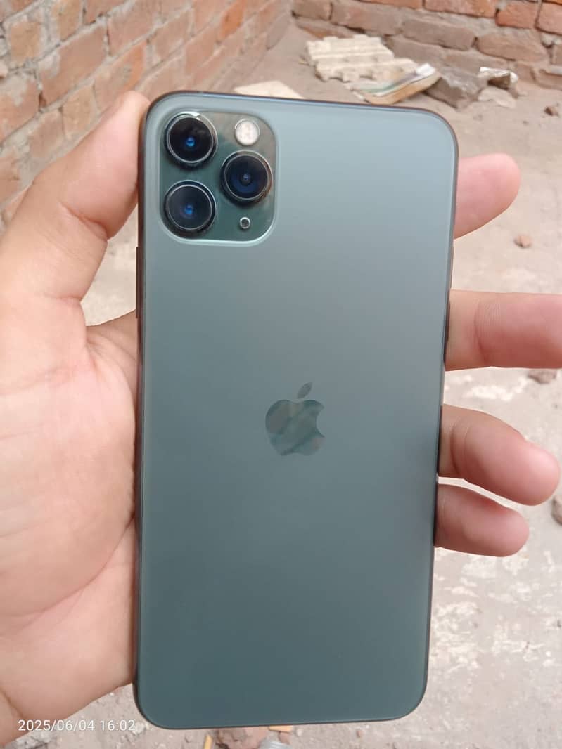 Iphone 11pro max 10\10 non pta factory unlock sim working glitch 2