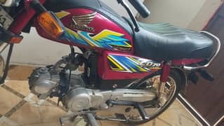 CD 70 bike with all Geniun condition
