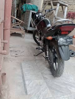 YBR 125 G in zero meter condition urgent sale