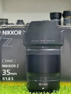 Nikon 35mm 1.8S