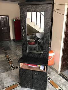dressing table