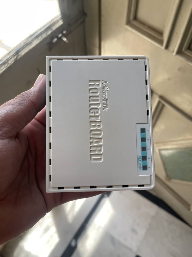 Mikrotik Gr3 / Rb2011 / Rb952ui / Rb951ui / Rb750Gl Available. . 1