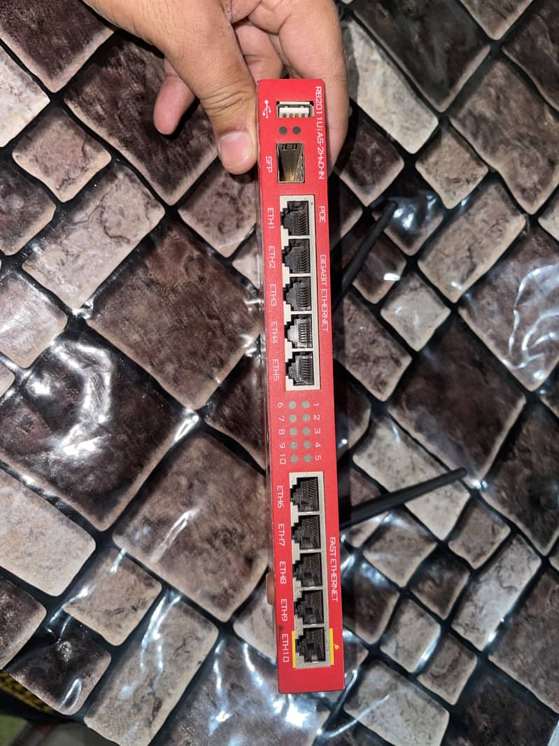 Mikrotik Gr3 / Rb2011 / Rb952ui / Rb951ui / Rb750Gl Available. . 4