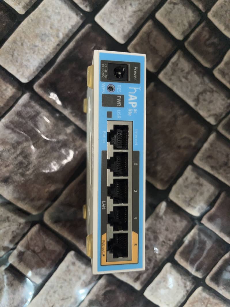 Mikrotik Gr3 / Rb2011 / Rb952ui / Rb951ui / Rb750Gl Available. . 8