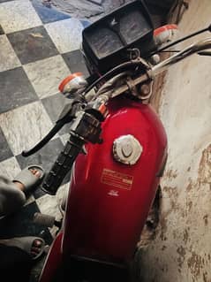 Honda CG-125 | Model 2015 | Honda in Bikes | Total Genuine