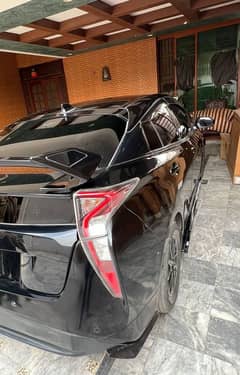 Toyota Prius 2016