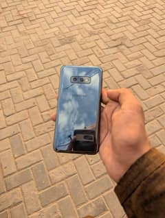 Samsung Galaxy S10e - Snapdragon - 10/10 Condition (Non PTA)