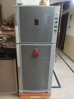 i am Selling refrigerator Dawlance