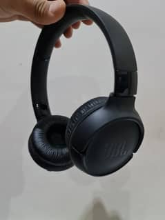 JBL Tune 520BT Wireless On-Ear Headphones With Pure Bass Sound