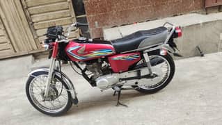 Honda 125 model 2018 all dacuments clear first owner biomatric av