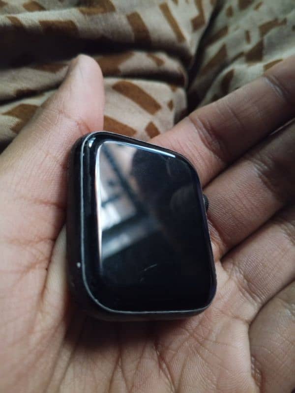 i8 pro max smart watch in used condition for sale 1 scratch on screen 3