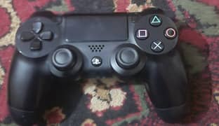 Sony Ps4 fat 1TB version 12.50