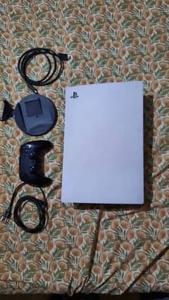 PS 5 disc Edition 150k with black contoller
