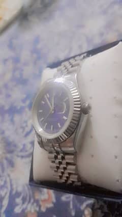 Elegant style watch