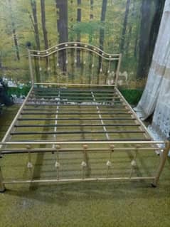 urgent sell Queen size bed