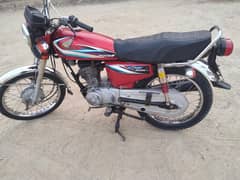 Honda CG 125 2015  Lahore Number