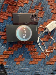 vivo v30e 5g  8+8/256