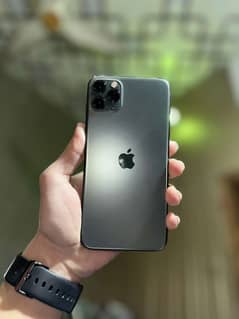 Iphone 11 pro max dual physical pta 84 battery health 256 gb