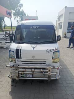 Suzuki Every 2009