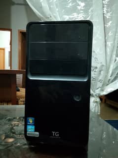 i5 2nd gen (4 gb ram), Monitor included
