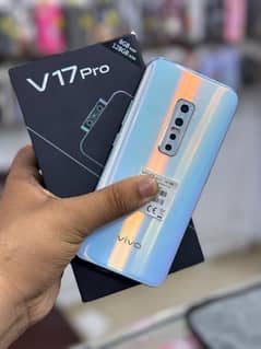 i am selling vivo V17 pro