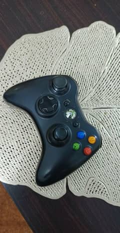 One Xbox 360 wireless controller