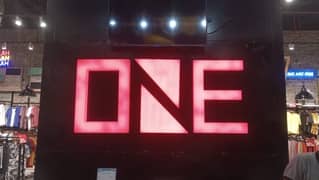 Acrylic logo maker required