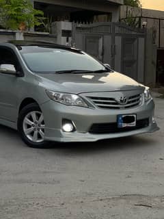 Toyota Corolla Altis SR 1.8 Cruisetronic For sale.