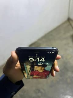 11 pro max jv 256 gb 10/10 condtion.
