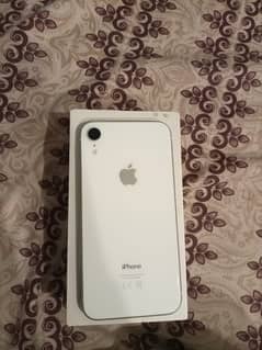 IPHONE XR NON PTA FACTORY UNLOCK