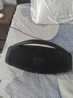 NEGOTIABLE, JBL BOOMBOX 3, URGENT SALE!!