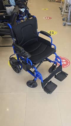 Finel price 90000 electric vehicle chair 1 month used