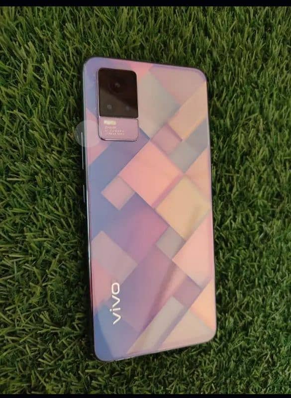 Vivo V21e 10/10 condition With complete Box 2