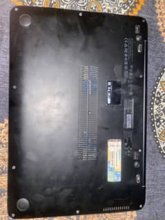 Hp 1040 condition 10 by 9 original charger ha