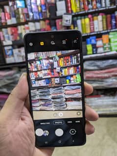 Iam selling my Samsung A51 in good condition 6/ 128