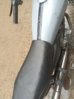 honda. 125 for sell. . WhatsApp. . o3706961411. . . o3485755216