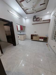 4 marla uper floor for rent in I 11  3 room 3 bath