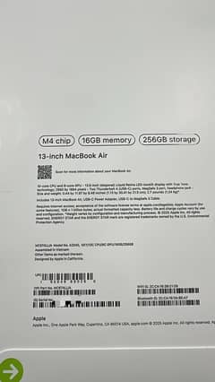 MBA M4 13"