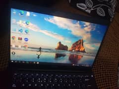 Dell Laptop , Latitude 7390 , 13" inch screen