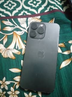 I phone 15 pro max 10/10 condition waterpack full ok all ok set