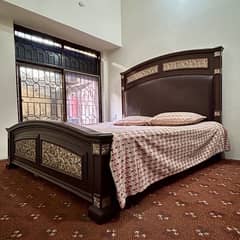 King Size Bed Set with Moltyfoam Mattress, 2 Side Tables and Bookrack