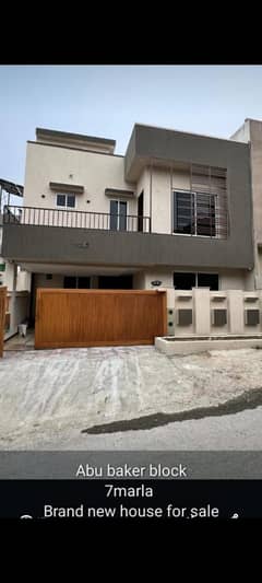 Triple Story House For Sale Investor Rate Pani Bijli Gas