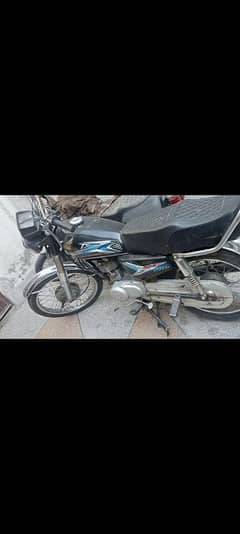 Hoda 125 2015 model 03208454928