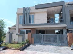 10Marla Portion for Rent Call for Further Details
