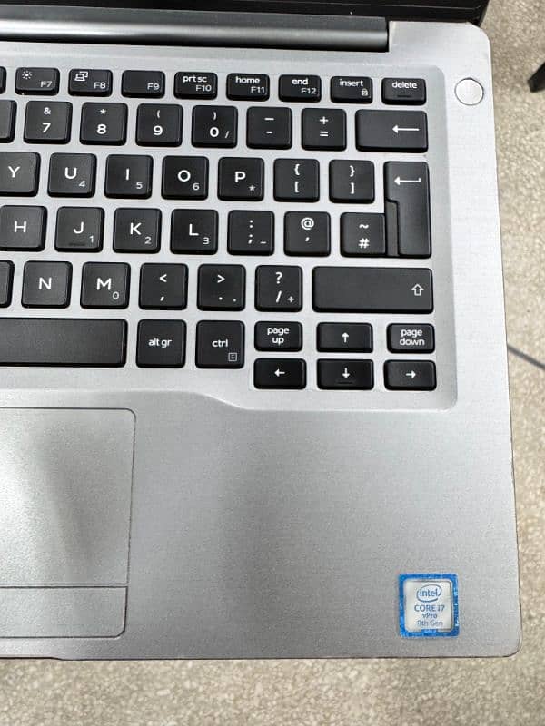 Dell Latitude 7400 Core i7 8th Generation 2